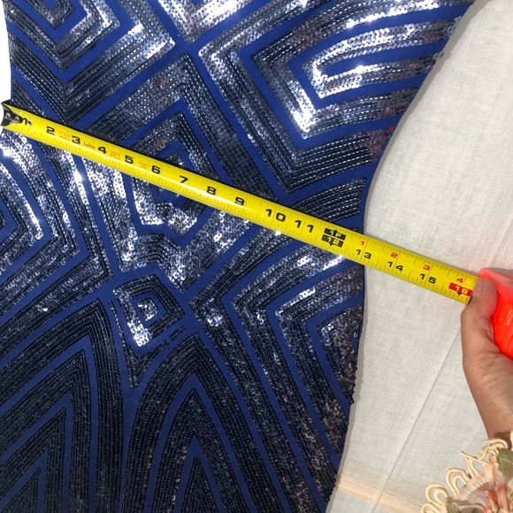 Stretch sequin blue bcbg dress - Picture 5 of 6